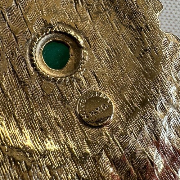 1960s Gold Medallion Bib Necklace - Picture 12 of 16